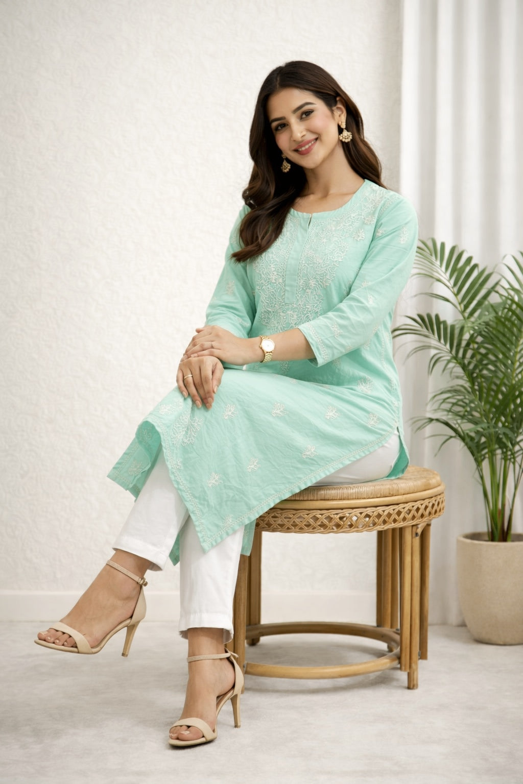 Karigiri Mint Green Chikankari Cotton Kurti_KF0129