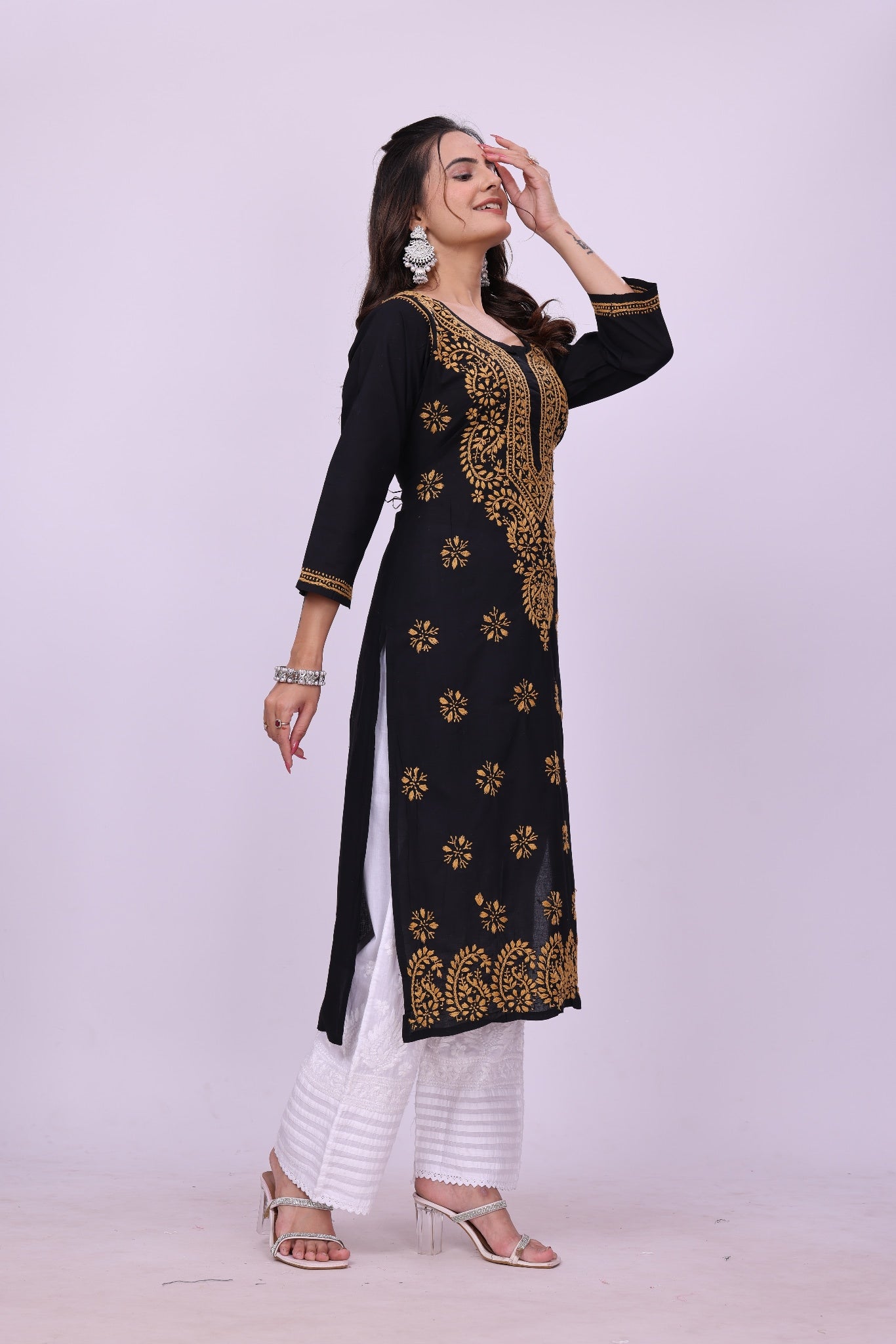 Karigiri Black Cotton Kashmiri Embroidered Kurti_KF0209