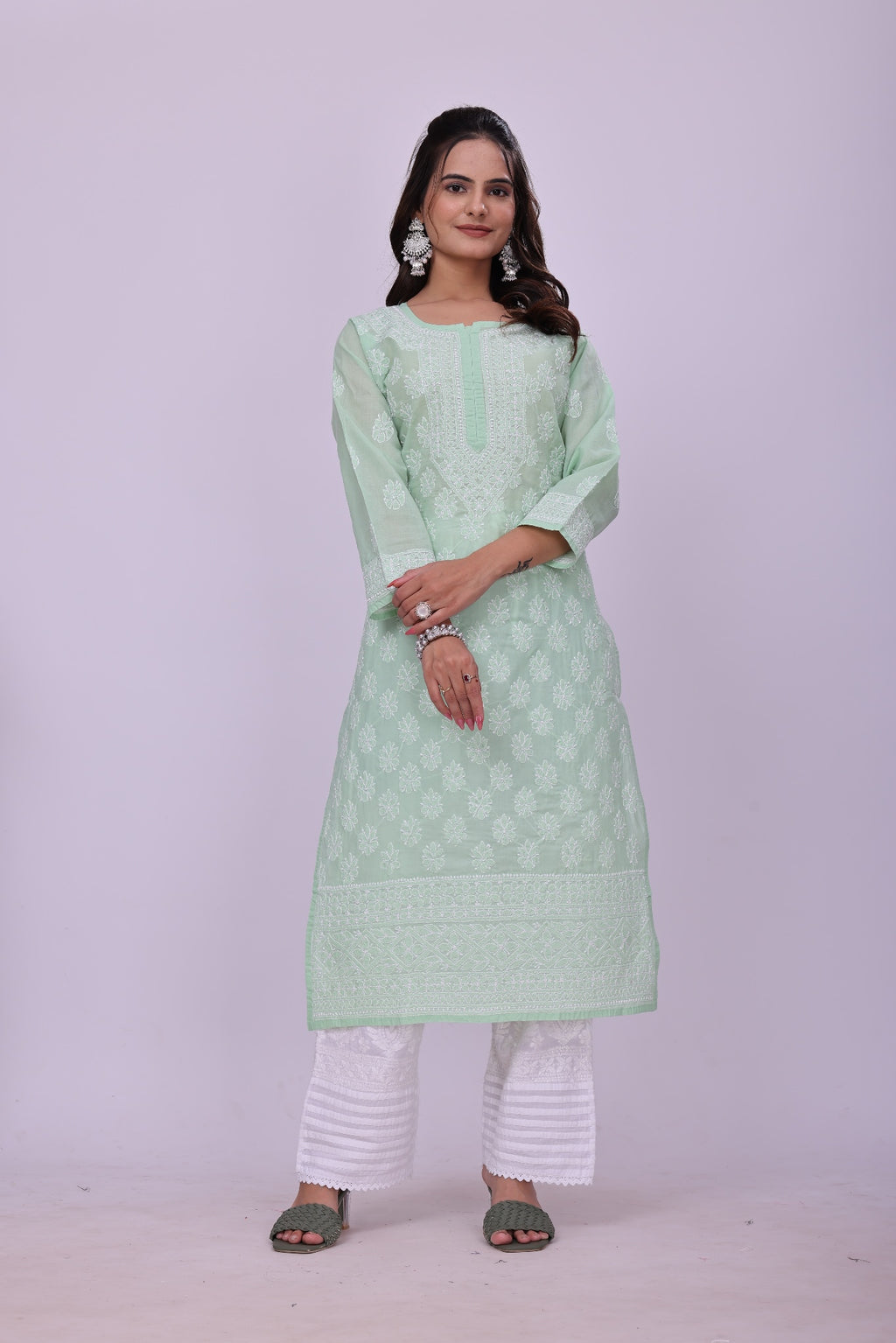 Karigiri Women's Pure Soft Cotton Kurti, Sea Green with Lucknowi Chikankari Embroidery, Straight Fit, Round Neck, 3/4 Sleeves